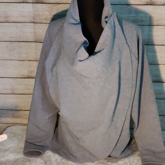 lululemon athletica Sweaters - Lululemon wrap cardigan